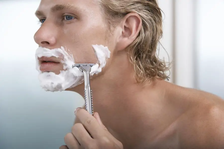 What Are Common Wet Shaving Mistakes 1